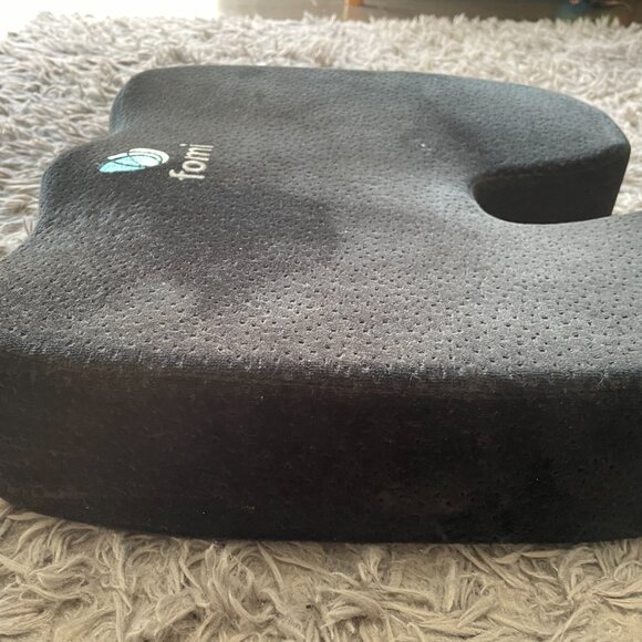 FOMI Extra Wide and Thick Firm Seat Cushion, Orthopedic Memory Foam - Picture 3 of 8